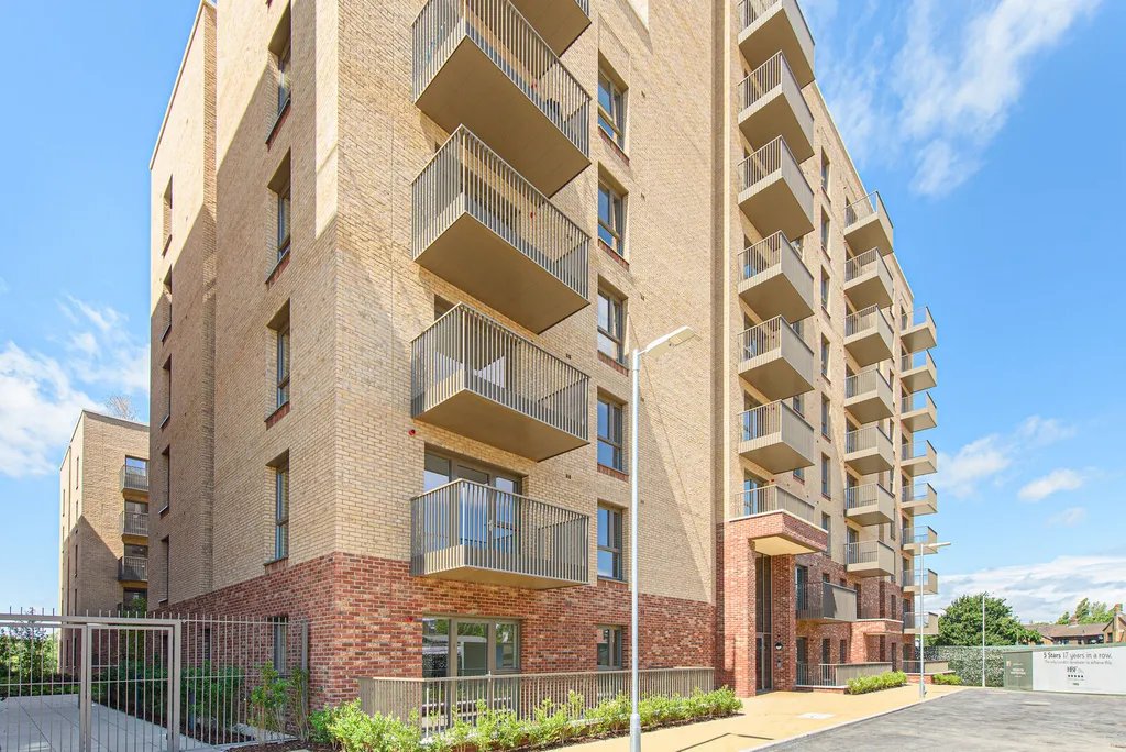 3-bed flat to rent